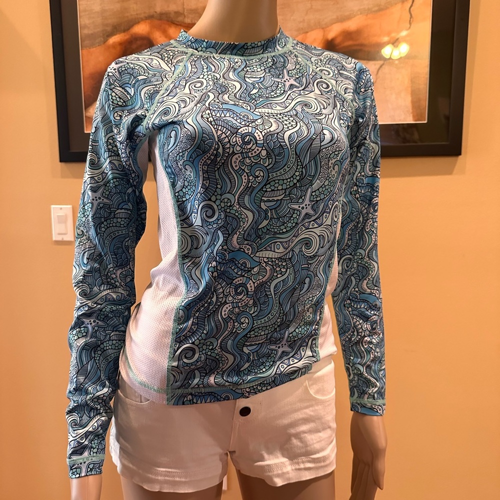 Women’s Tormentor long sleeve performance top